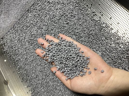 カーペット裏付けのためのEcoの友好的な熱可塑性のエラストマーの熱可塑性のゴム製混合物